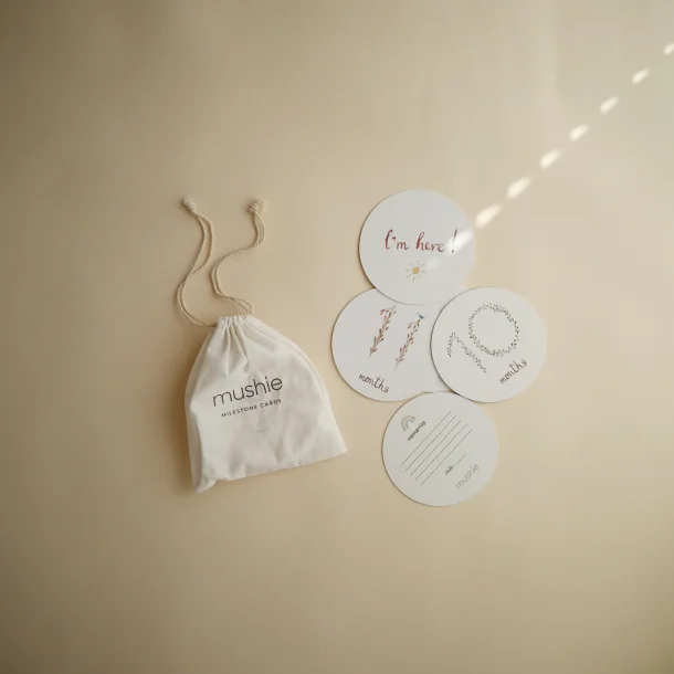 Mileplskort, forevig din babys udvikling - Mushie